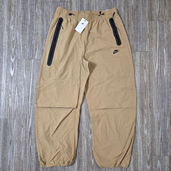 Nike Tech Pack Woven Parachute Joggers Khaki Black HM7158-297 Men's Size L New - Picture 2 of 9